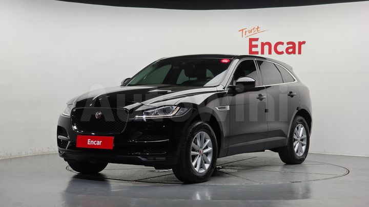 Jaguar F PACE
