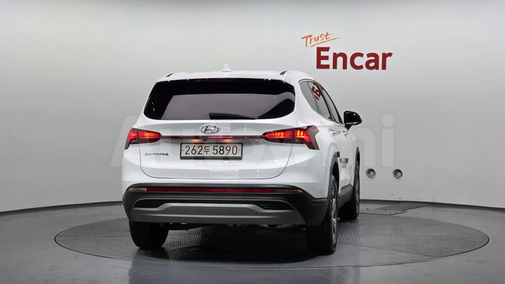Hyundai SantaFe 2023 — 4