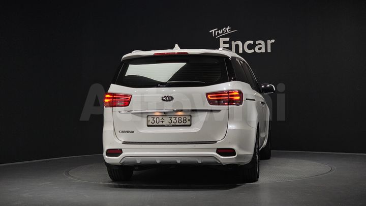 Kia Carnival 2019 — 4