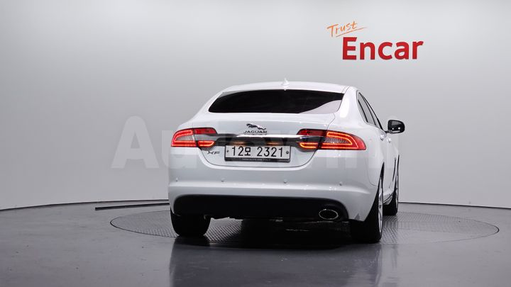 Jaguar XF 2015 — 4