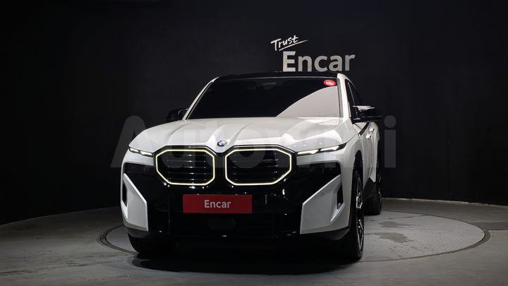 BMW XM 2023 — 3