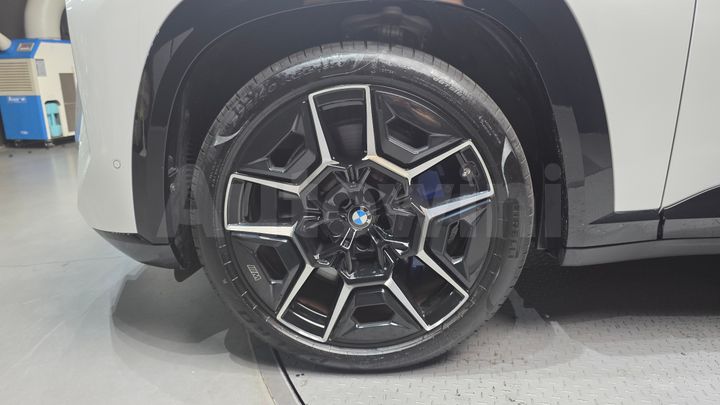 BMW XM 2023 — 5