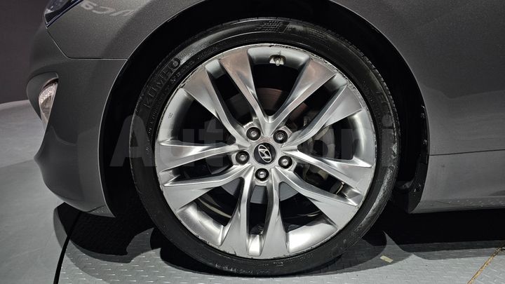 Hyundai Genesis 2012 — 4