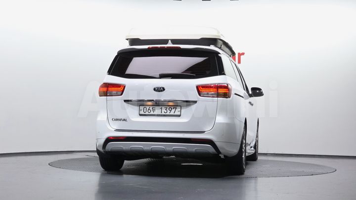 Kia Carnival 2017 — 4