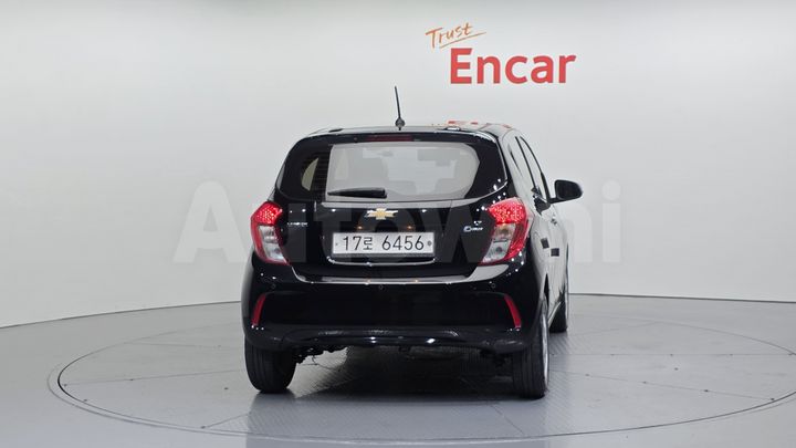 Chevrolet Spark 2018 — 4