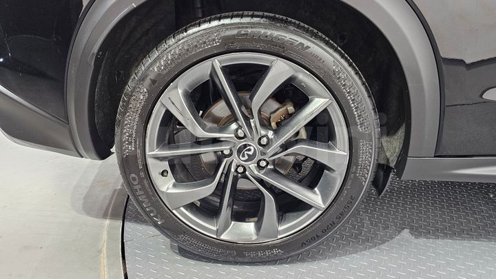 Infiniti QX