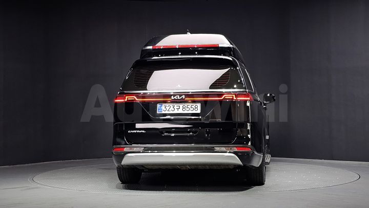 Kia Carnival 2022 — 4
