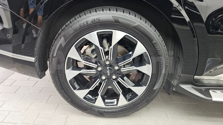 Kia Carnival 2022 — 5
