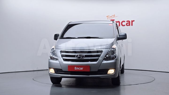 Hyundai Starex 2017 — 3