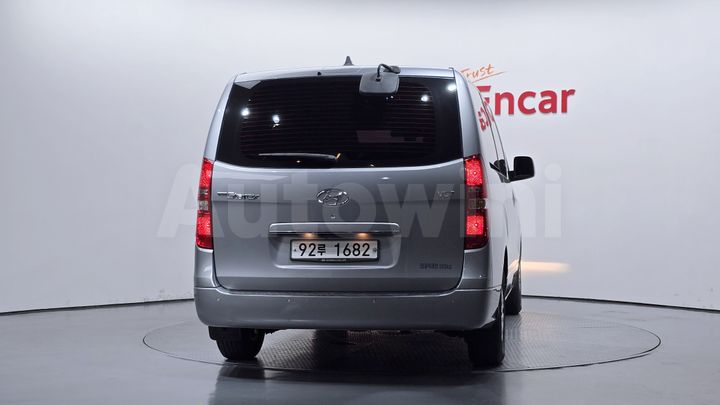 Hyundai Starex 2017 — 4