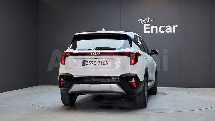 Kia Seltos 2024 — 4