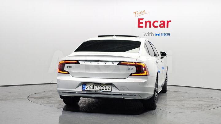 Volvo S90 2021 — 4