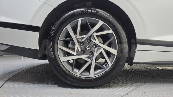 Hyundai Grandeur 2026 — 5
