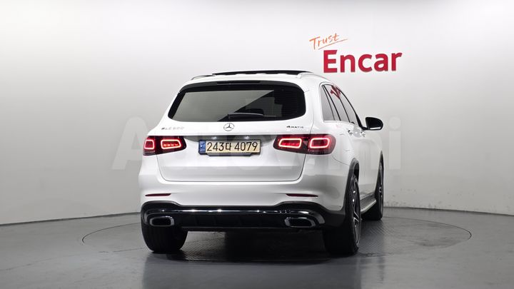 Mercedes-Benz GLC Class 2022 — 4