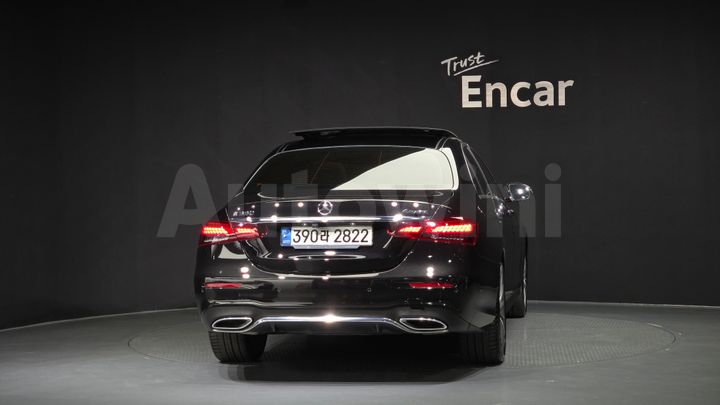 Mercedes-Benz E Class 2021 — 4