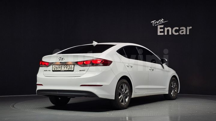 Hyundai Avante 2017 — 2