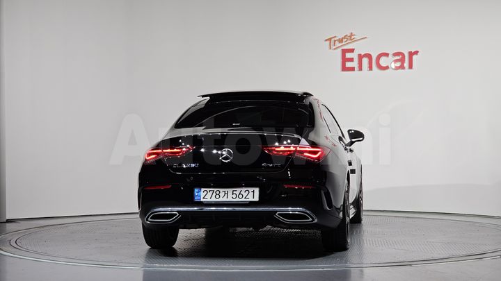 Mercedes Benz CLA Class 2023 — 4