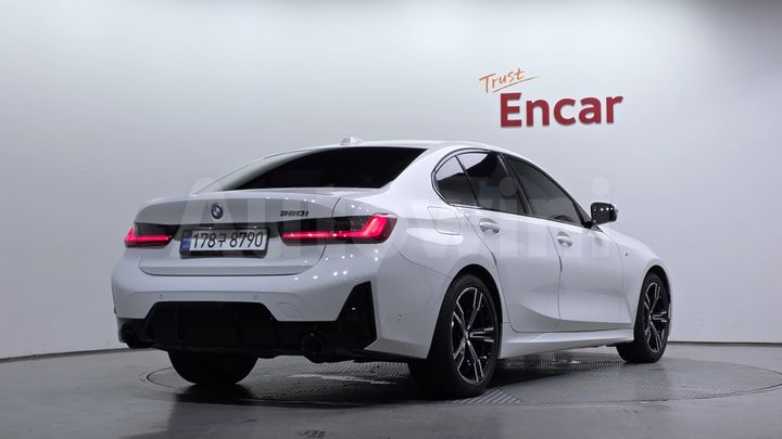BMW 3 Series 2023 — 2