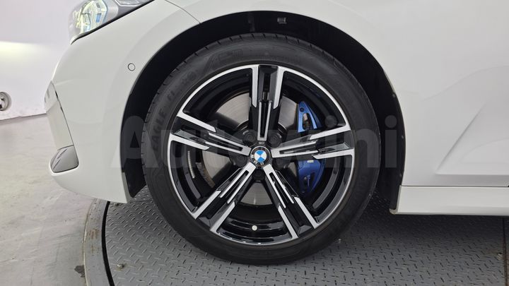 BMW 3 Series 2023 — 5