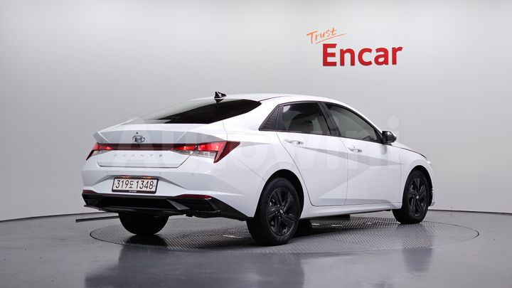 Hyundai Avante 2023 — 2
