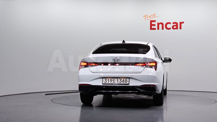 Hyundai Avante 2023 — 4