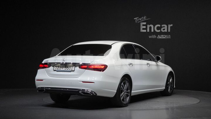 Mercedes Benz E Class 2023 — 2