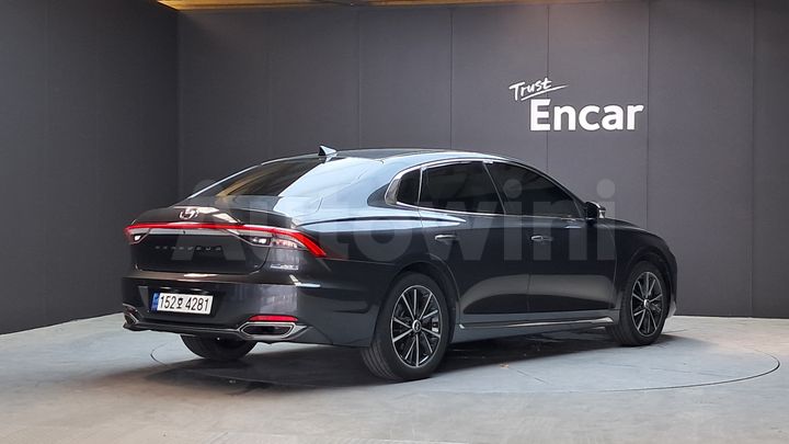 Hyundai Grandeur 2023 — 2