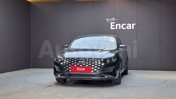 Hyundai Grandeur 2023 — 3