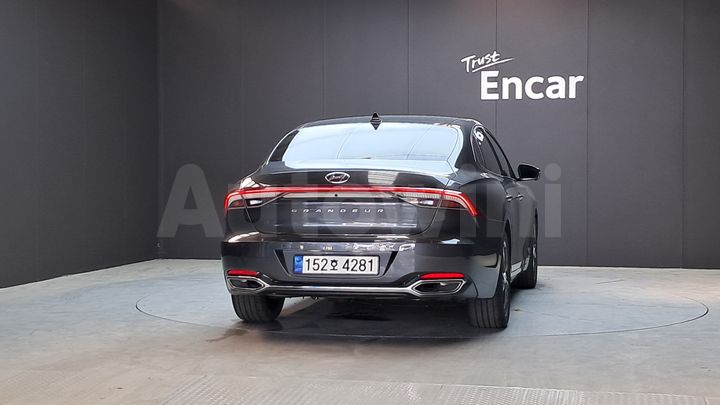 Hyundai Grandeur 2023 — 4