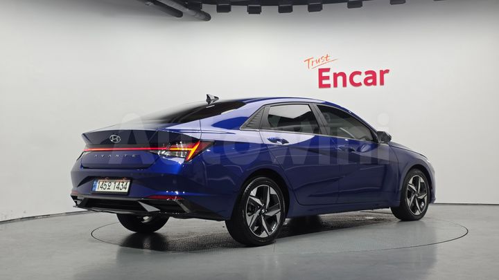 Hyundai Avante 2021 — 2