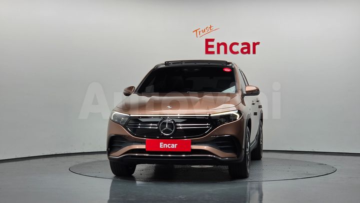 Mercedes Benz EQA 2022 — 3