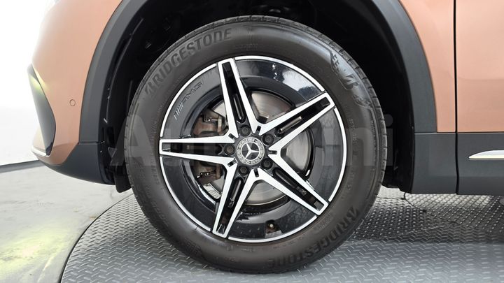 Mercedes Benz EQA 2022 — 5