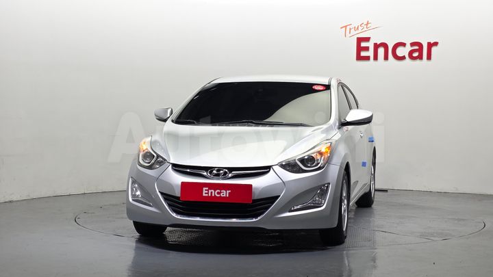 Hyundai Avante 2015 — 3