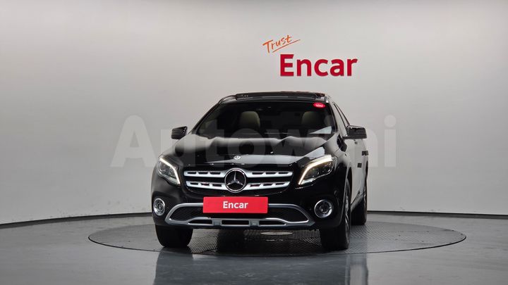 Mercedes Benz GLA Class 2019 — 3