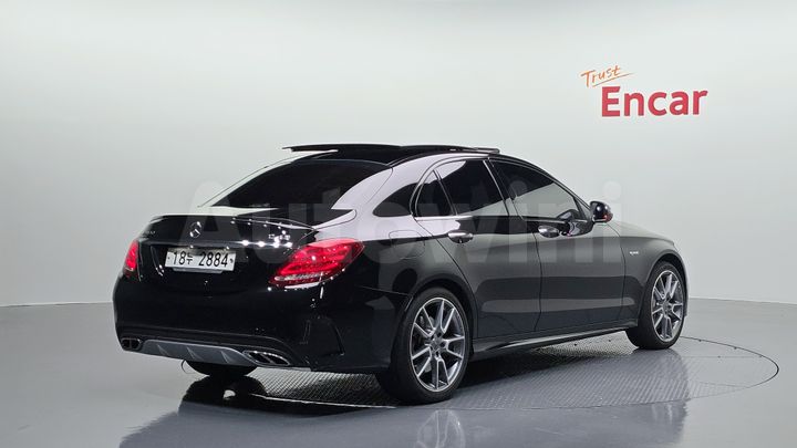 Mercedes Benz C Class 2018 — 2