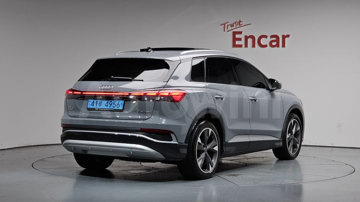Audi Q4