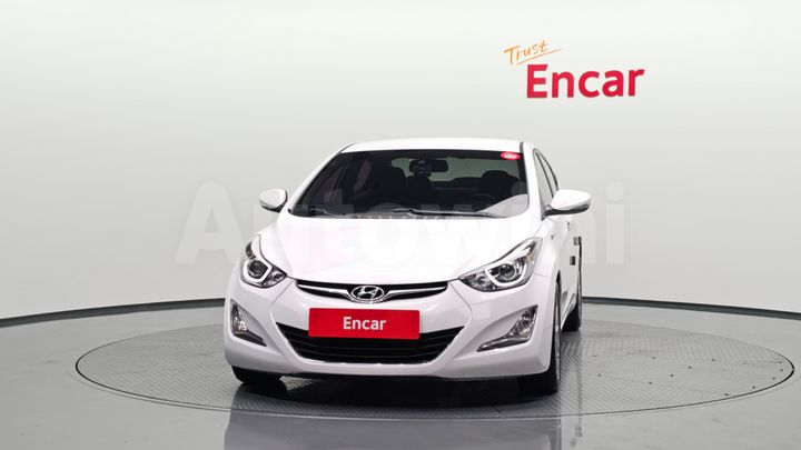 Hyundai Avante 2015 — 3