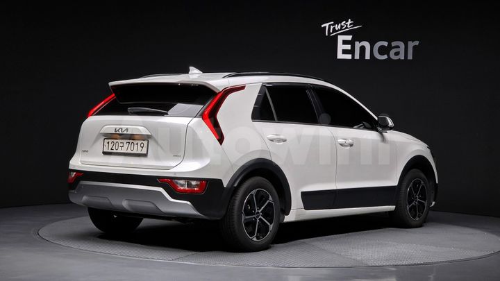 Kia Niro 2022 — 2