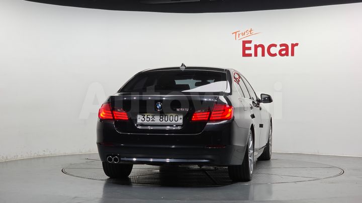 BMW 5 Series 2012 — 5