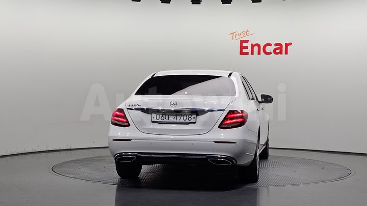 Mercedes-Benz E Class 2018 — 4