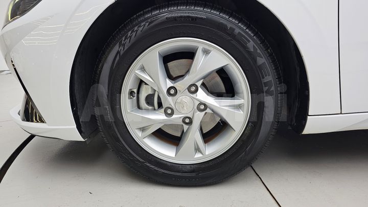 Hyundai Avante 2021 — 5