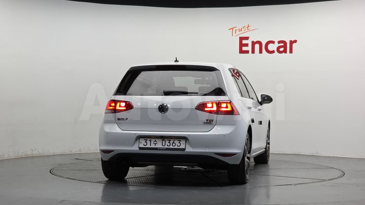 Volkswagen Golf 2016 — 4