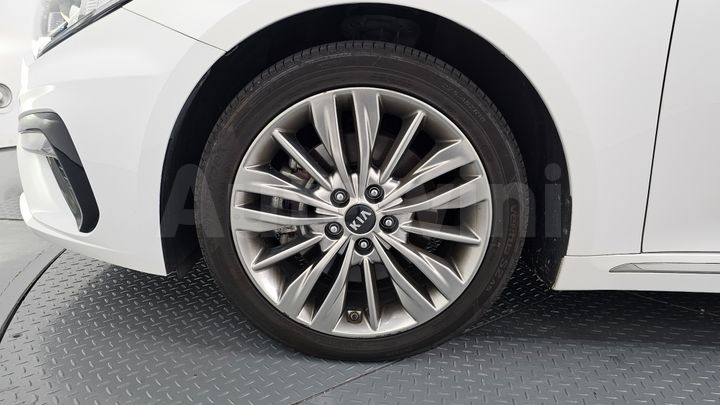 Kia K5 2019 — 5