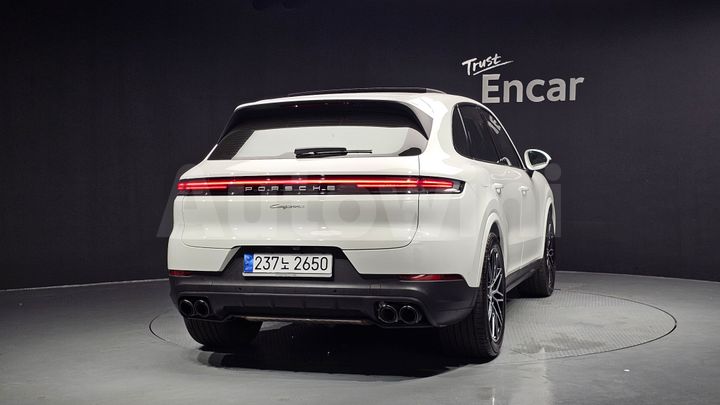 Porsche Cayenne 2024 — 4