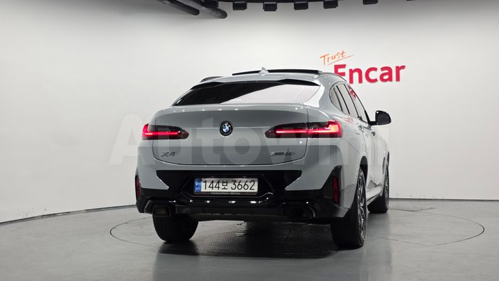 BMW X4 2022 — 4