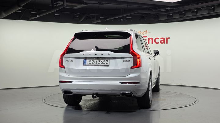 Volvo XC90 2019 — 4