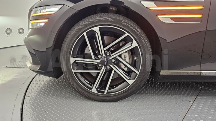 Genesis G80 2025 — 4