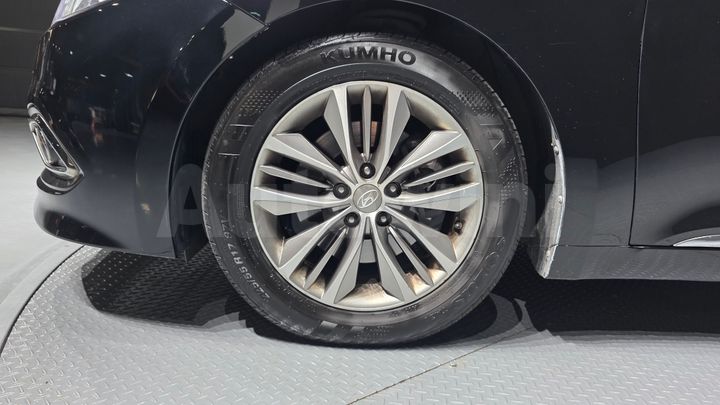 Hyundai Grandeur 2015 — 5