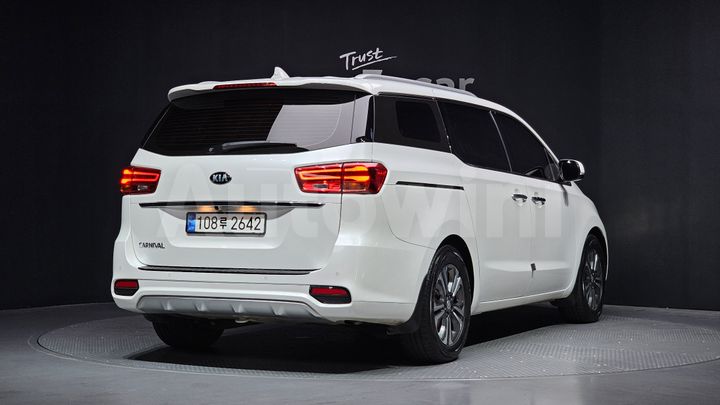 Kia Carnival 2019 — 2
