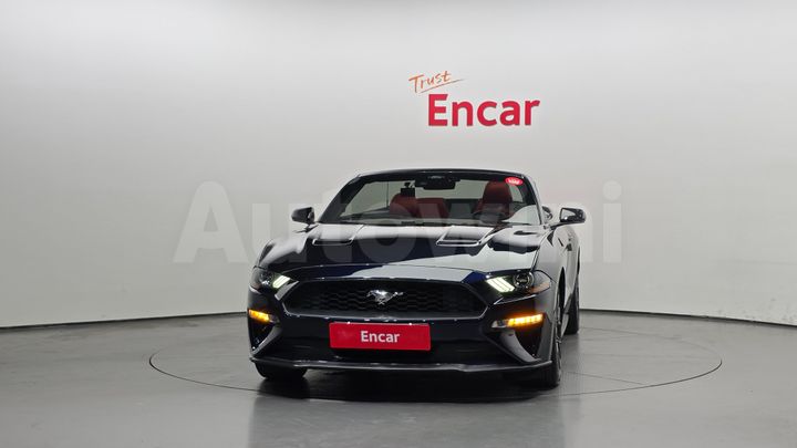 Ford Mustang 2021 — 3